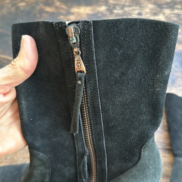 UGG Athena black suede Boots size 8 - Picture 6 of 14